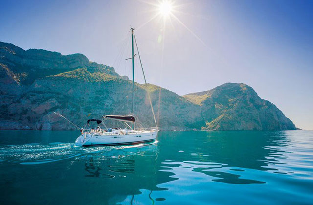 Nafplio City Food Tour & Sailing: Boat sailing in the Argolic gulf near Nafplion