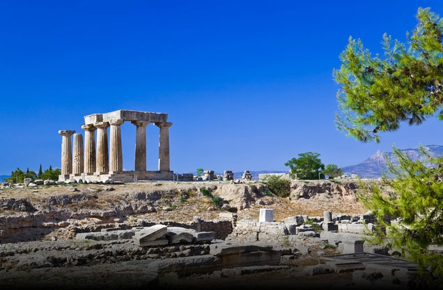 Μυκήνες - Αρχαία Κόρινθος / Κανάλι - Επίδαυρος από Ναύπλιο: θέα ναού στην αρχαία Κόρινθο